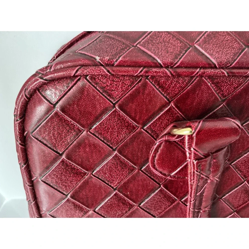 Estee Lauder Red Quilted Cosmetic Train Case Makeup‎ Bag Zip Travel